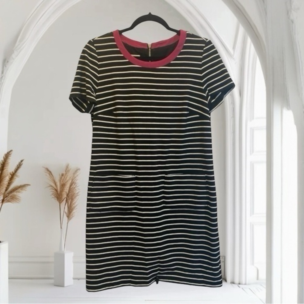 Anne Klein Black T-Shirt Dress‎ with White Strips and Hot Pink Collar & Pockets